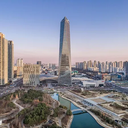 Aparthotel Oakwood Premier Incheon